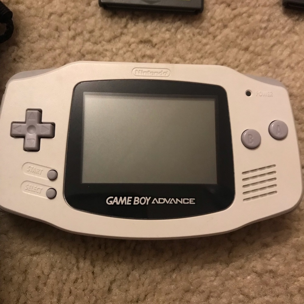 Game Boy Advance White and Games - Picture 2 of 5